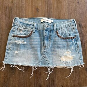 2/24$ Abercrombie Kids Light Blue Distressed Denim Mini Skirt with Studs size 12